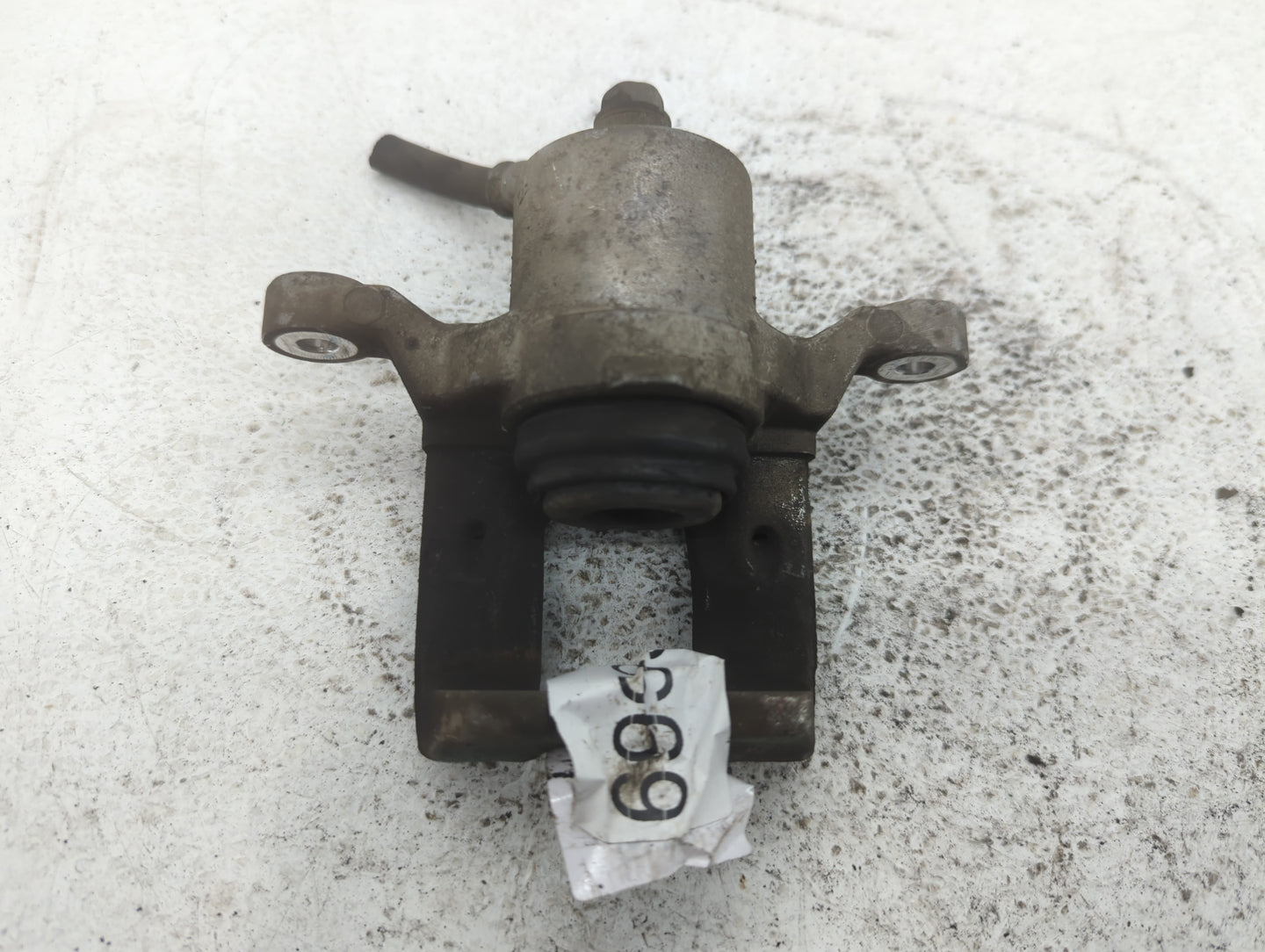 2011-2015 Hyundai Sonata Front Driver Left Brake Caliper 699927 - Oemusedautoparts1.com