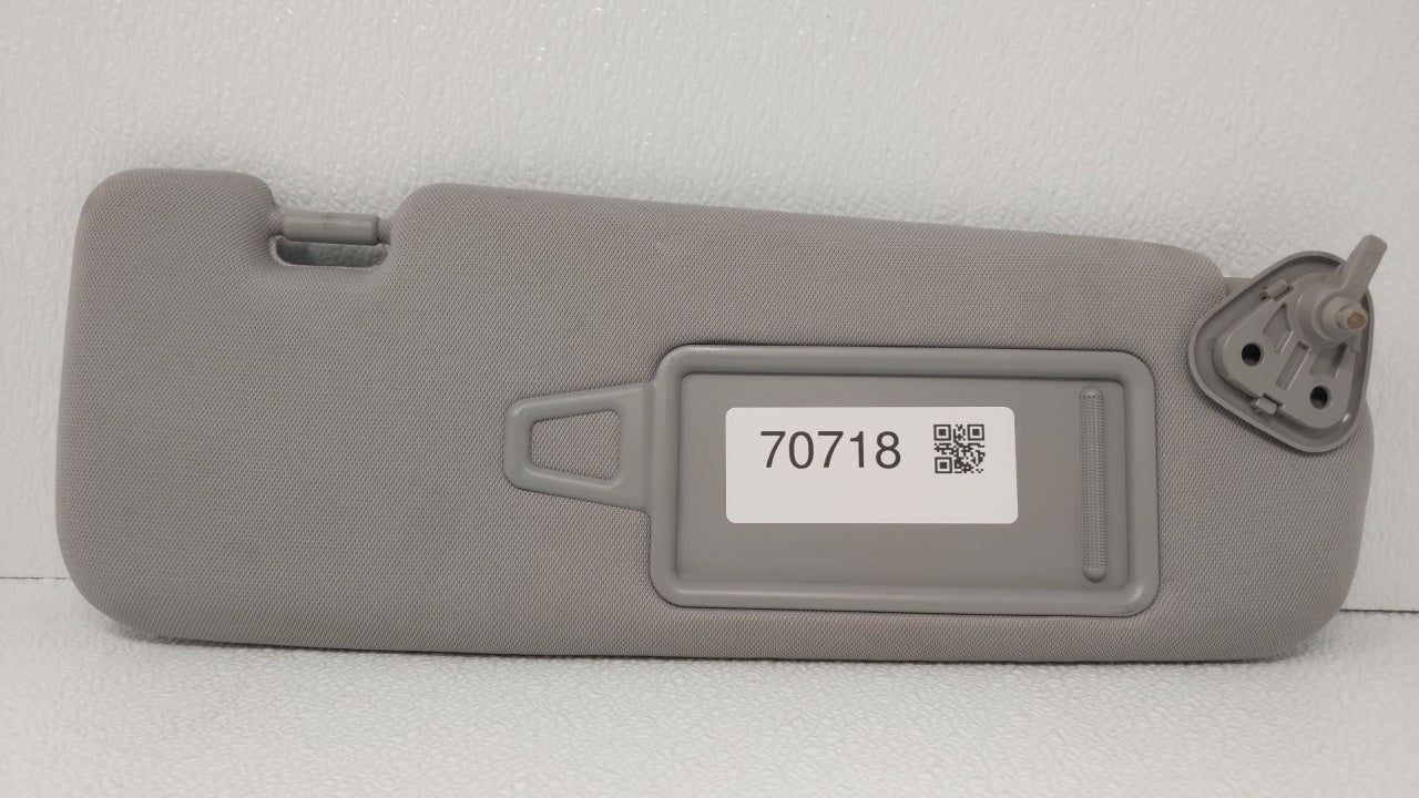 2011 Hyundai Sonata Sun Visor Shade Replacement Passenger Right Mirror Fits OEM Used Auto Parts - Oemusedautoparts1.com