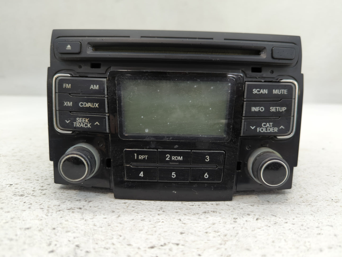 2011-2011 Hyundai Sonata Am Fm Cd Player Radio Receiver - Oemusedautoparts1.com
