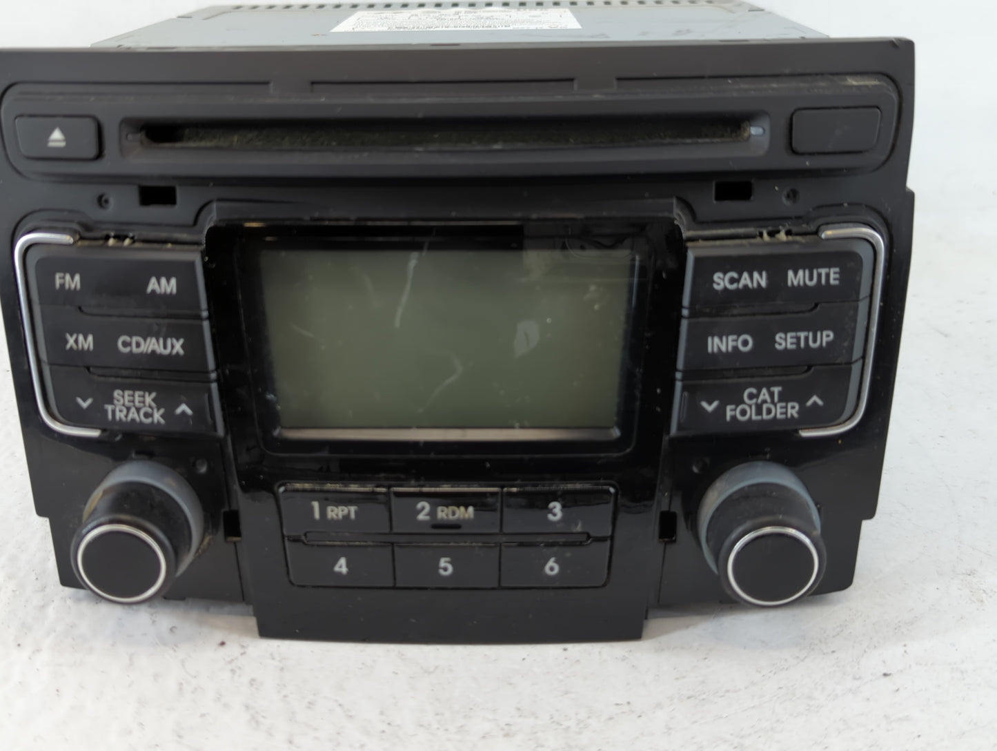 2011-2011 Hyundai Sonata Am Fm Cd Player Radio Receiver - Oemusedautoparts1.com