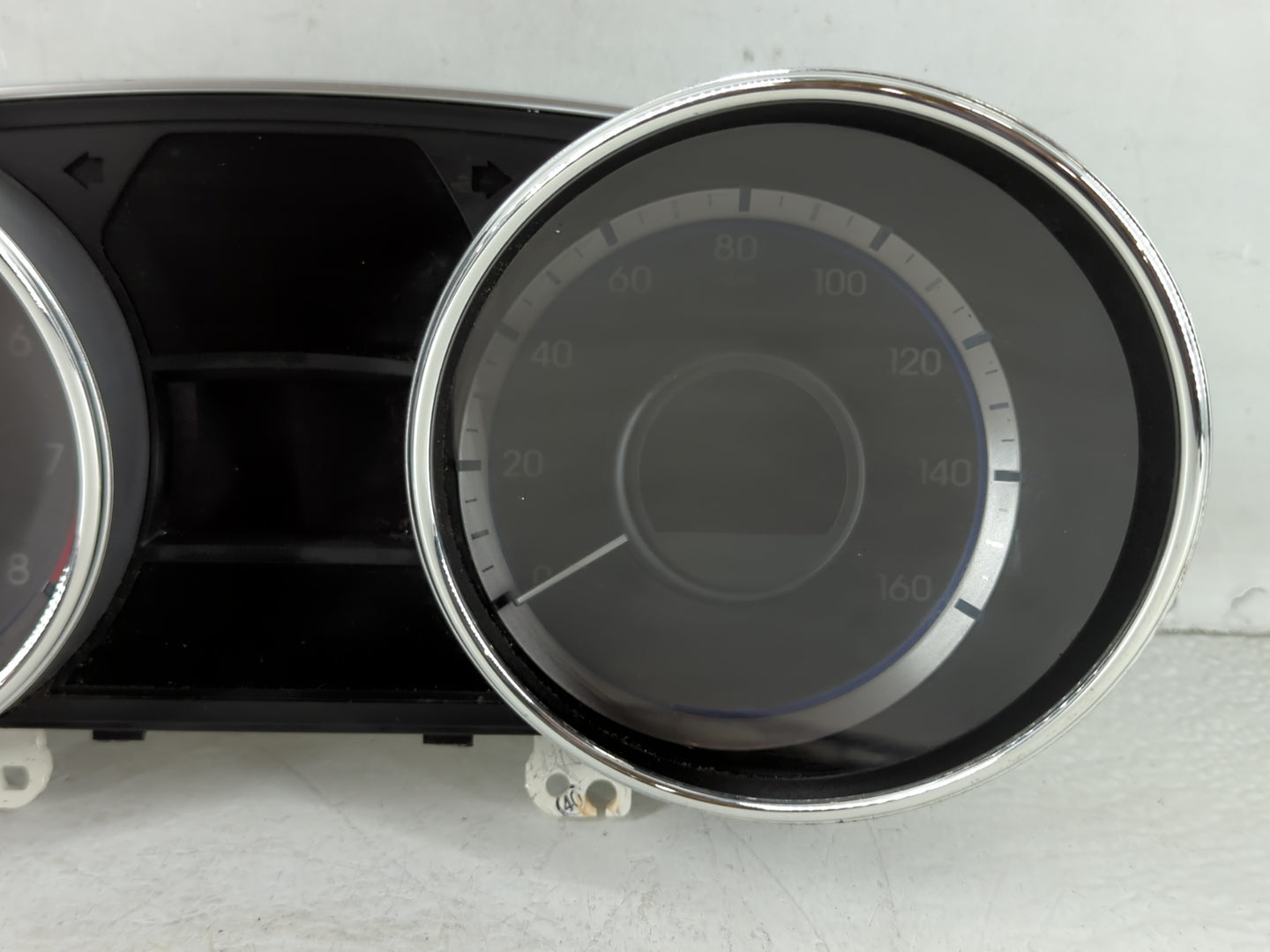 2011-2014 Hyundai Sonata Instrument Cluster Speedometer Gauges P/N:94001-3Q011 TN257460-1658 Fits Fits 2011 2012 2013 2014 O