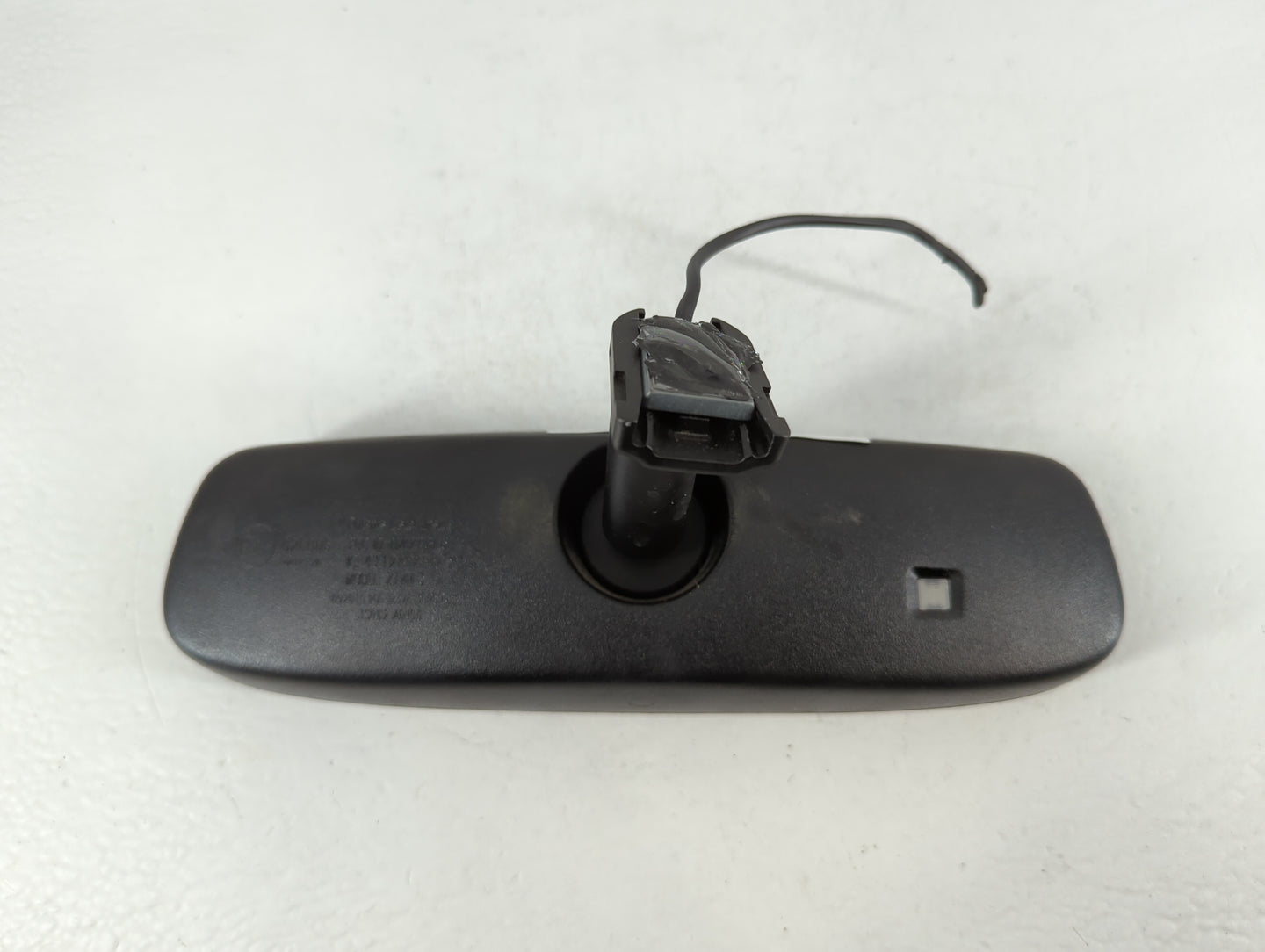 2011 Hyundai Sonata Interior Rear View Mirror Replacement OEM P/N:E11015894 Fits OEM Used Auto Parts - Oemusedautoparts1.com