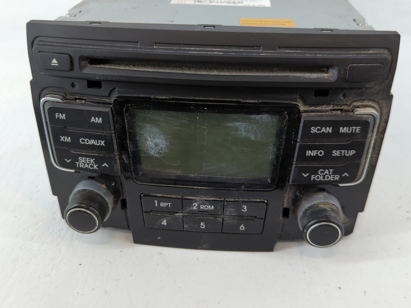 2011-2011 Hyundai Sonata Am Fm Cd Player Radio Receiver - Oemusedautoparts1.com