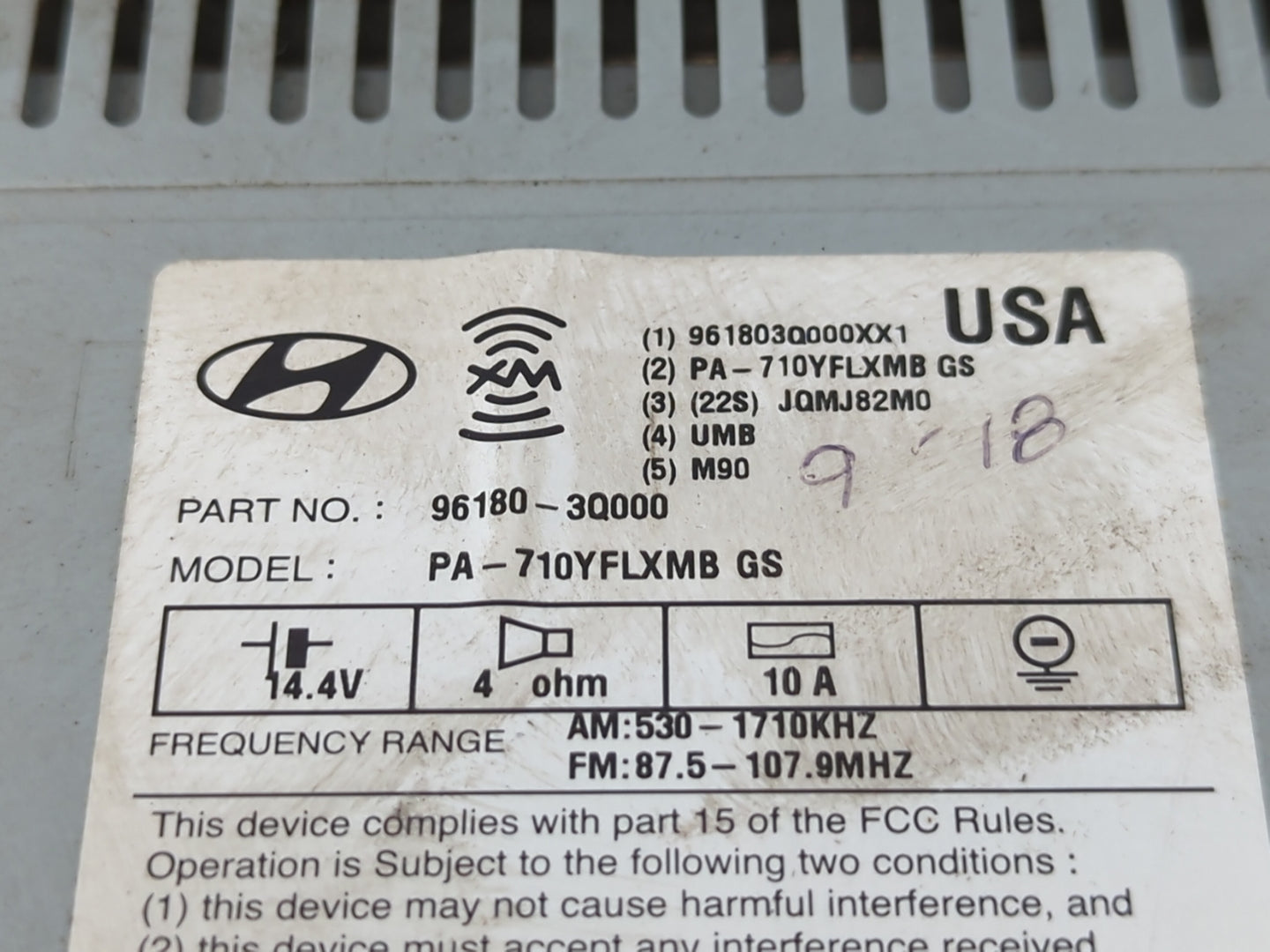 2011-2011 Hyundai Sonata Am Fm Cd Player Radio Receiver - Oemusedautoparts1.com