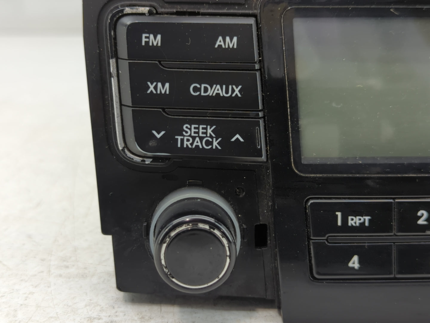 2011 Hyundai Sonata Radio AM FM Cd Player Receiver Replacement P/N:96180-3Q000 Fits OEM Used Auto Parts - Oemusedautoparts1.