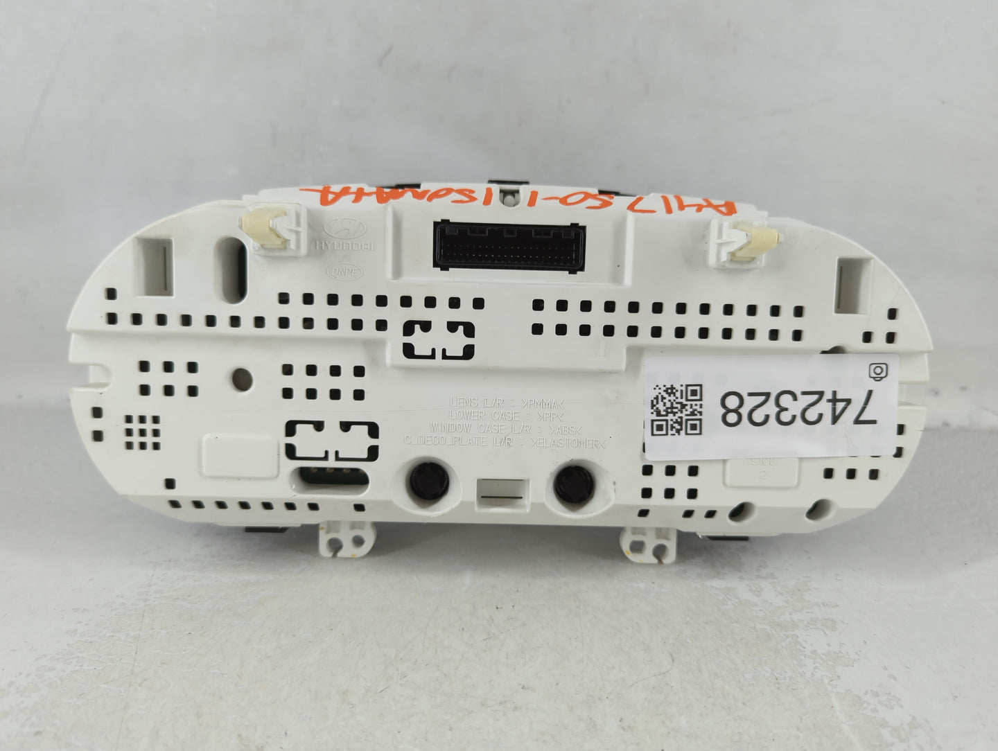 2011-2014 Hyundai Sonata Instrument Cluster Speedometer Gauges P/N:TN257470-0752 Fits Fits 2011 2012 2013 2014 OEM Used Auto