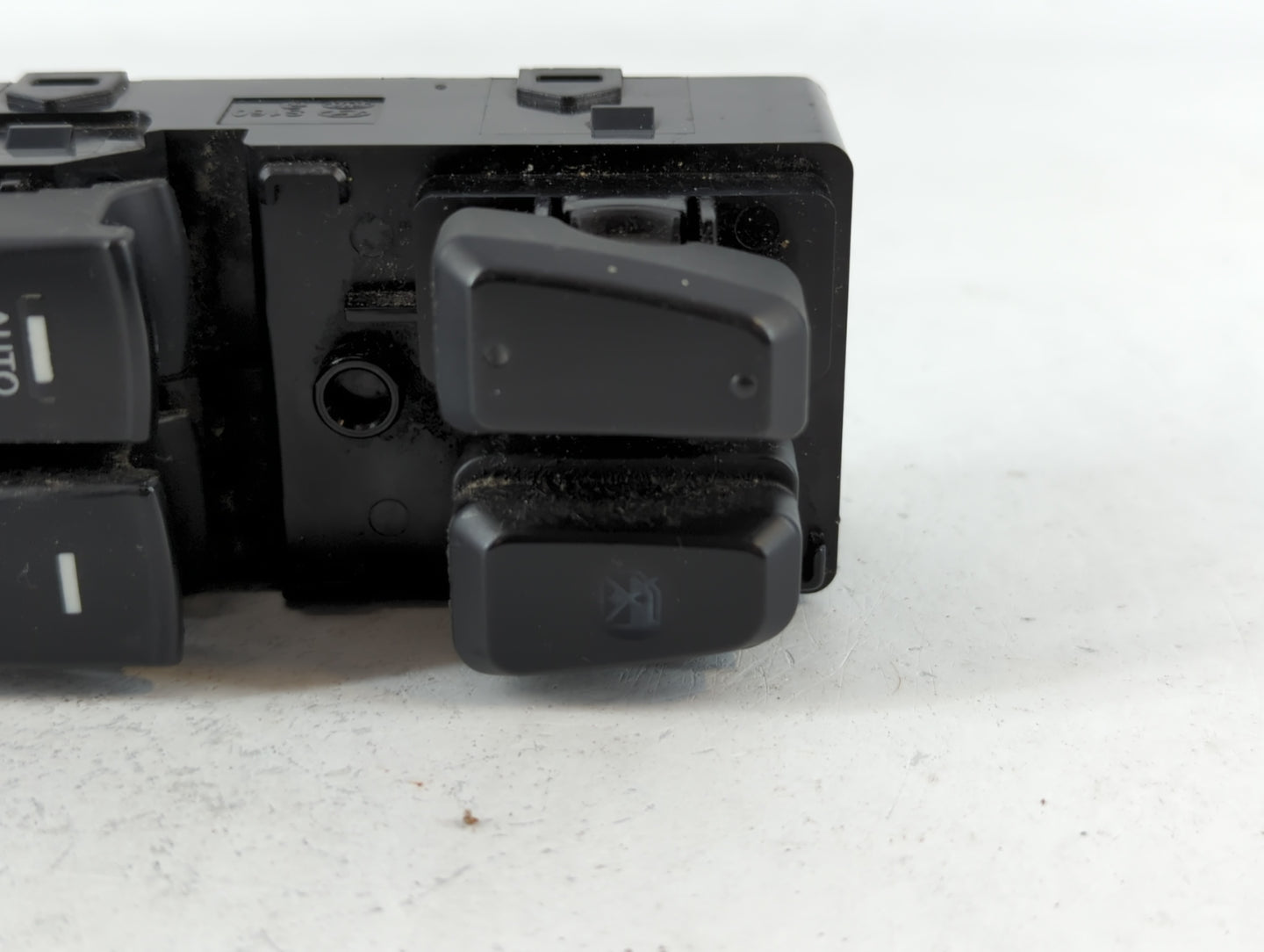 2011-2015 Hyundai Sonata Master Power Window Switch Replacement Driver Side Left P/N:202008875 Fits Fits 2011 2012 2013 2014