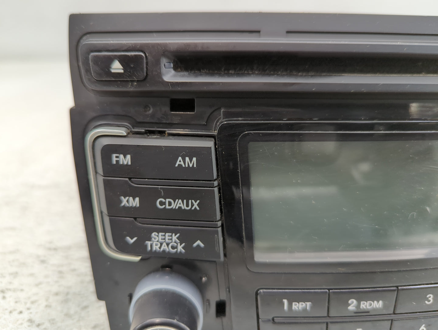 2011-2015 Hyundai Sonata Am Fm Cd Player Radio Receiver - Oemusedautoparts1.com