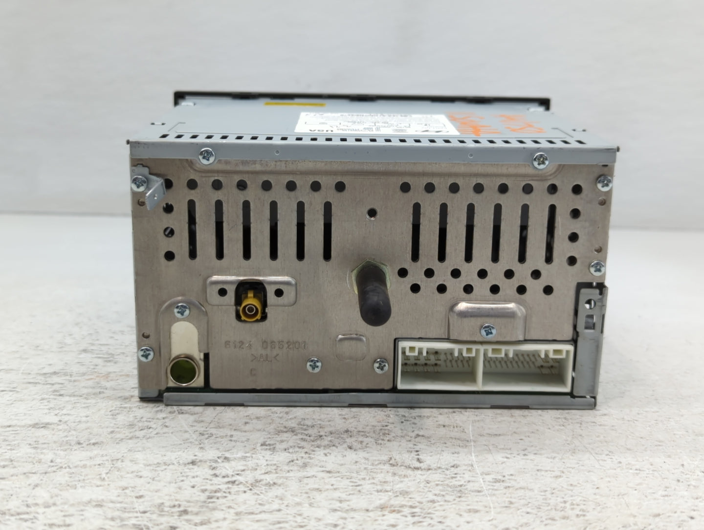 2011-2011 Hyundai Sonata Am Fm Cd Player Radio Receiver - Oemusedautoparts1.com