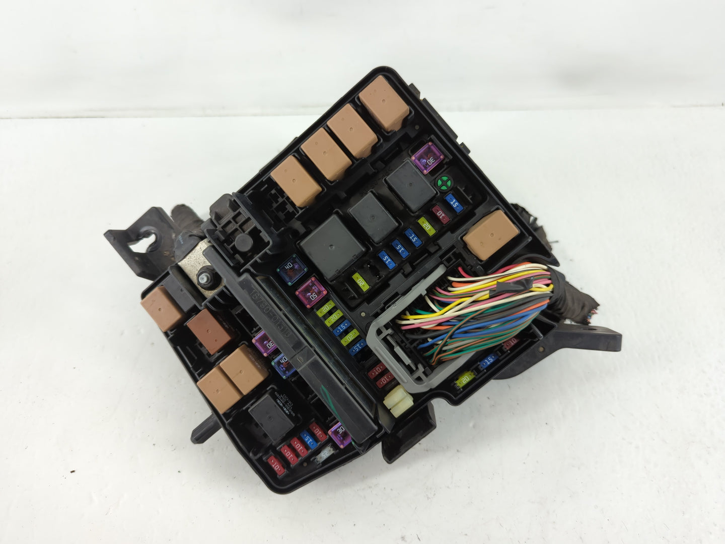2011-2014 Hyundai Sonata Fusebox Fuse Box Panel Relay Module P/N:91950-3S711 Fits Fits 2011 2012 2013 2014 OEM Used Auto Par