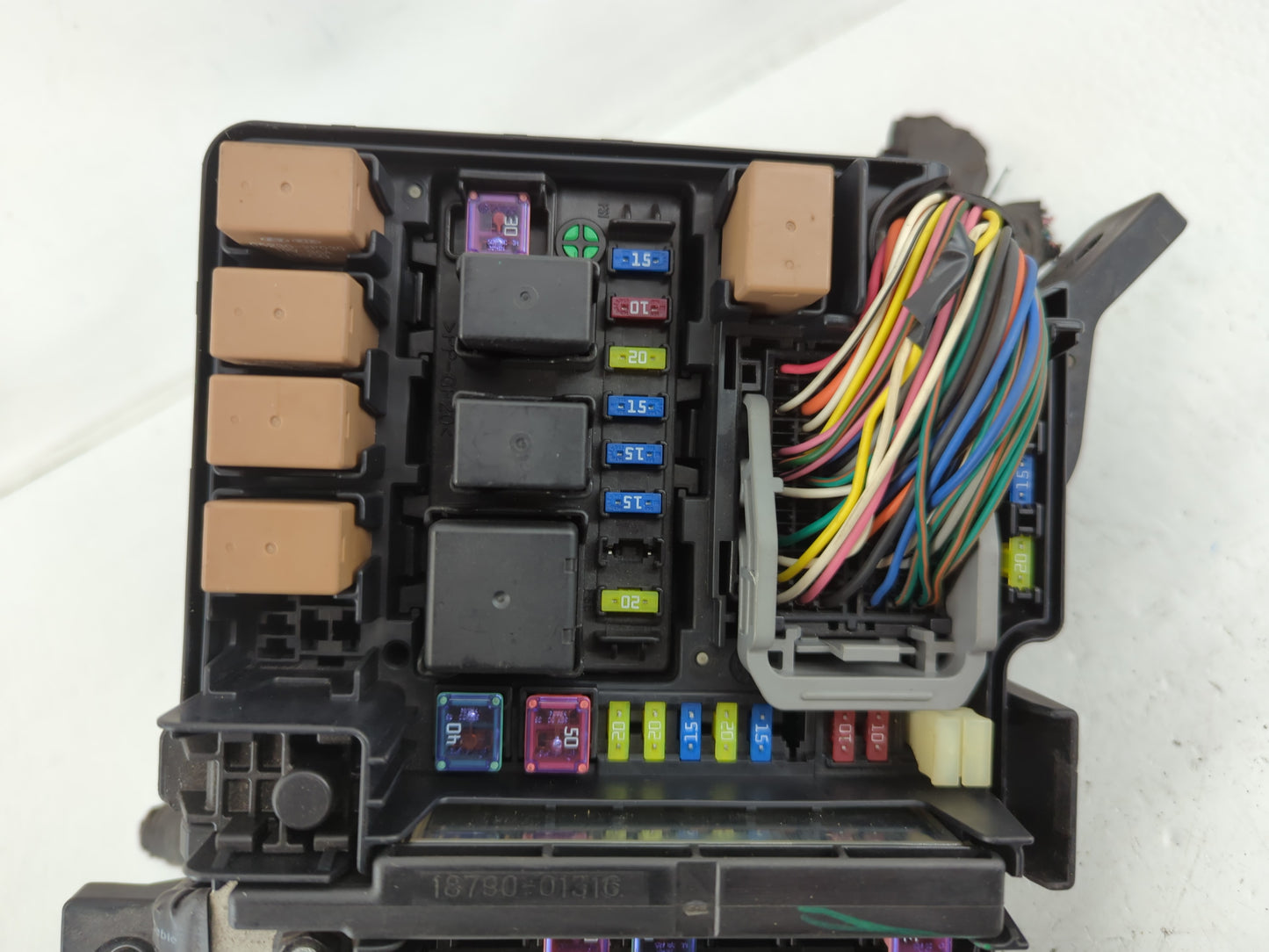 2011-2014 Hyundai Sonata Fusebox Fuse Box Panel Relay Module P/N:91950-3S711 Fits Fits 2011 2012 2013 2014 OEM Used Auto Par