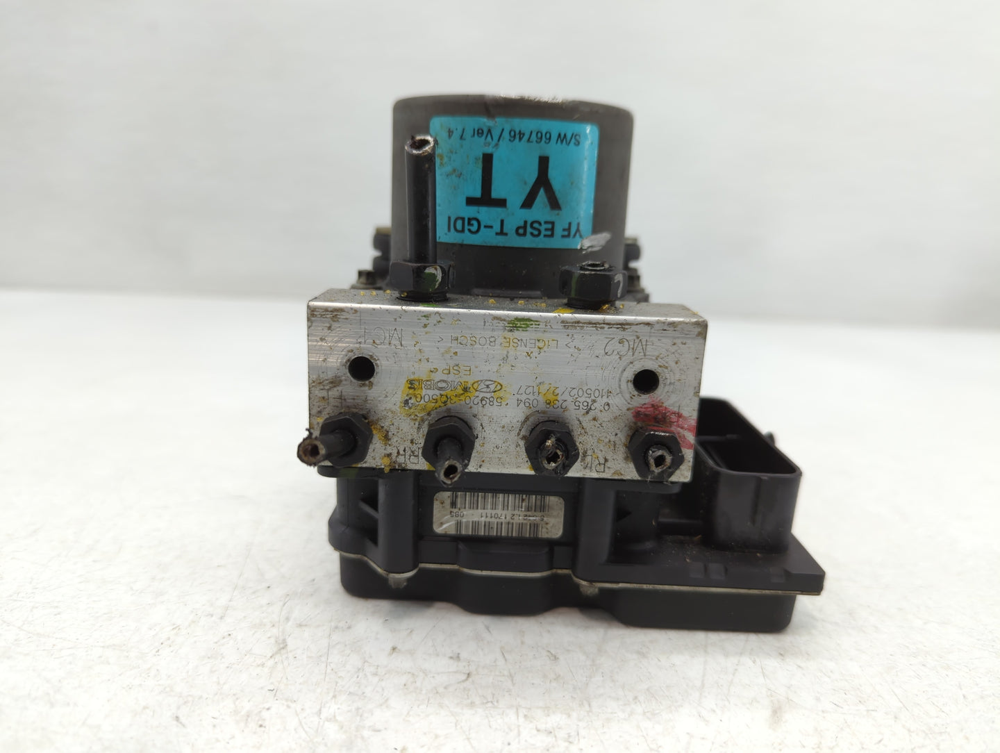 2011-2013 Hyundai Sonata ABS Pump Control Module Replacement P/N:10320 10924 0 265 951 747 Fits Fits 2011 2012 2013 OEM Used