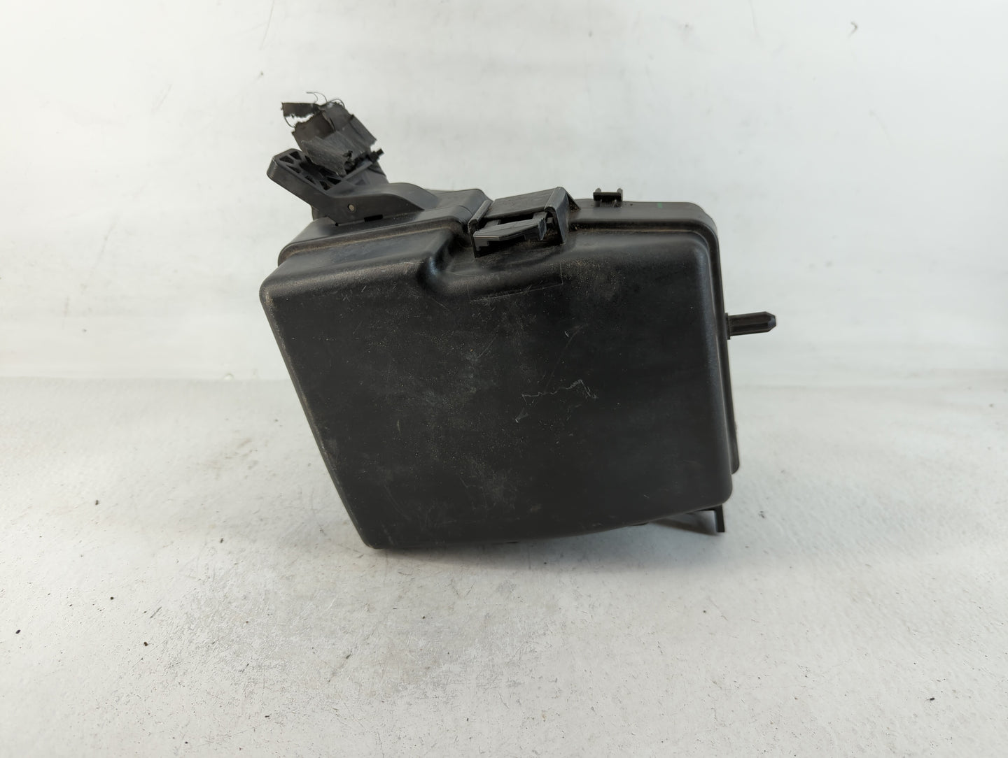 2011-2014 Hyundai Sonata Fusebox Fuse Box Panel Relay Module P/N:91950-3S740 Fits Fits 2011 2012 2013 2014 OEM Used Auto Par