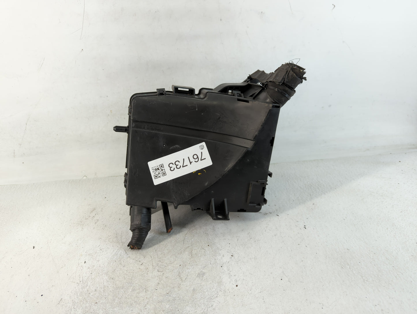 2011-2014 Hyundai Sonata Fusebox Fuse Box Panel Relay Module P/N:91950-3S740 Fits Fits 2011 2012 2013 2014 OEM Used Auto Par
