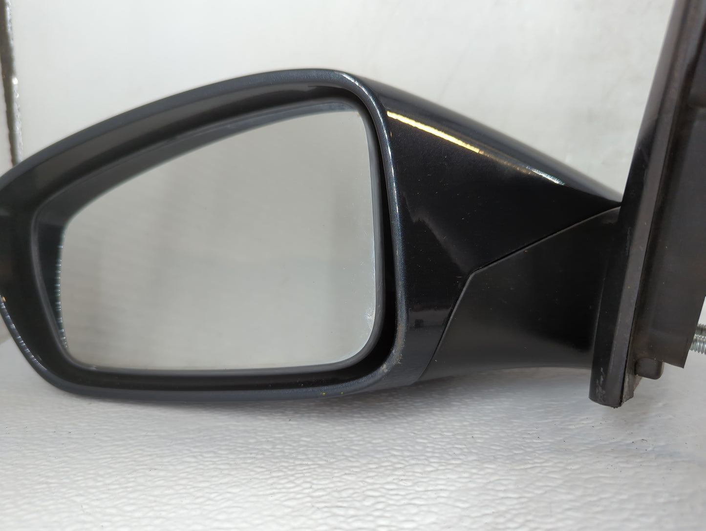 2011-2014 Hyundai Sonata Driver Side View Mirror - Left Door Mirror OEM Used - Oemusedautoparts1.com