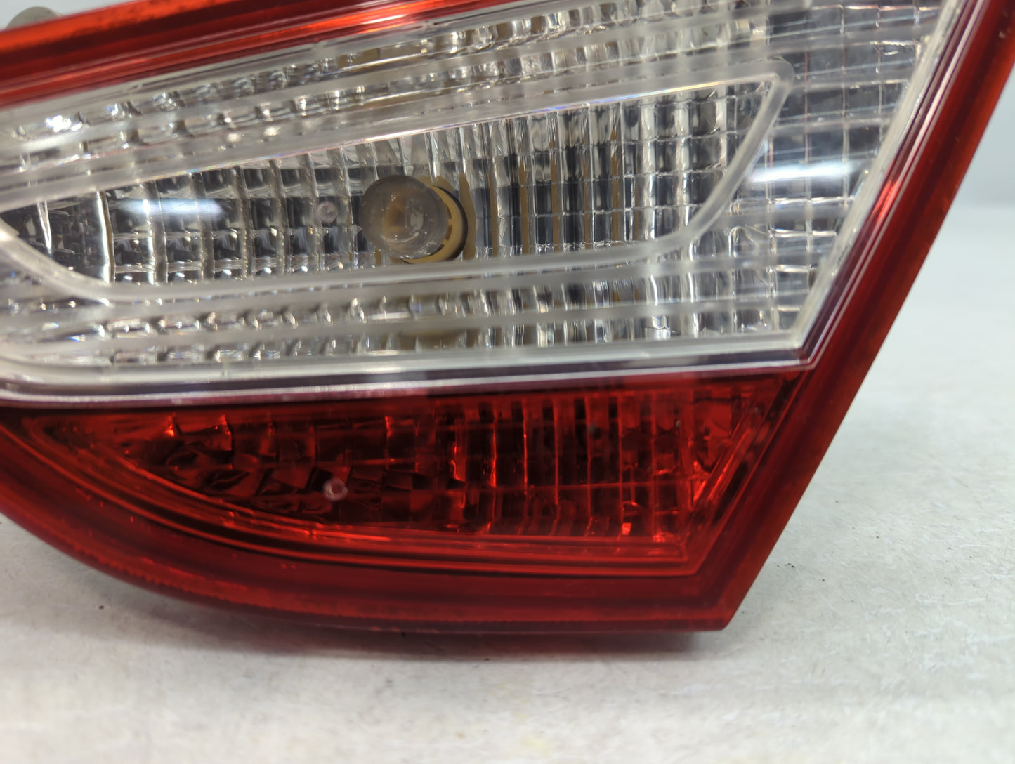 2011-2014 Hyundai Sonata Tail Light Assembly Passenger Right OEM P/N:92404-3Q Fits Fits 2011 2012 2013 2014 OEM Used Auto Pa