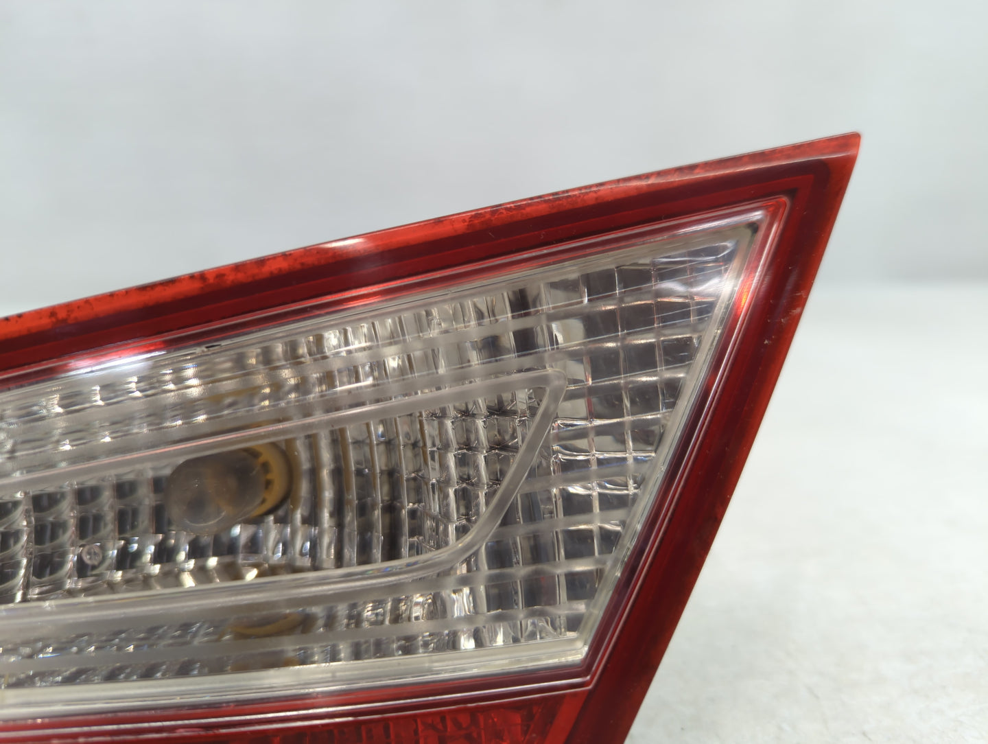 2011-2014 Hyundai Sonata Tail Light Assembly Passenger Right OEM P/N:92404-3Q Fits Fits 2011 2012 2013 2014 OEM Used Auto Pa