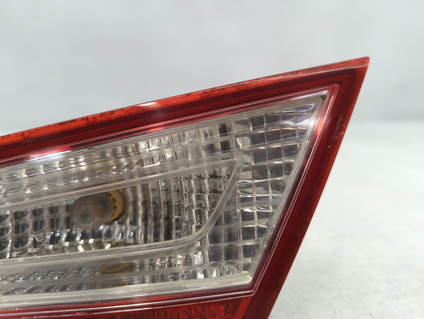 2011-2014 Hyundai Sonata Tail Light Assembly Passenger Right OEM P/N:92404-3Q Fits Fits 2011 2012 2013 2014 OEM Used Auto Pa