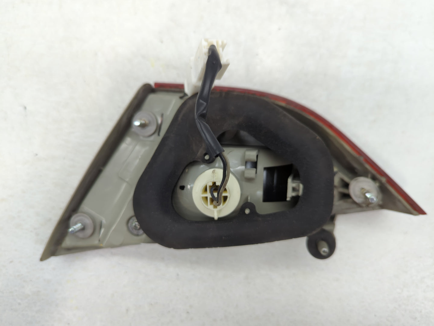 2011-2014 Hyundai Sonata Tail Light Assembly Passenger Right OEM P/N:92403-3Q Fits Fits 2011 2012 2013 2014 OEM Used Auto Pa