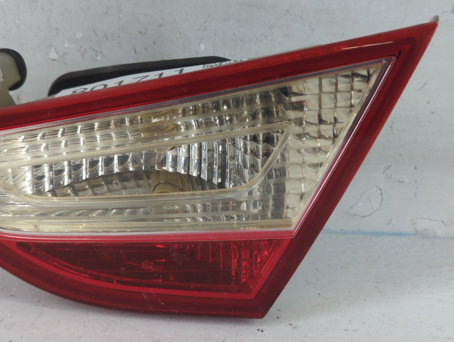 2011-2014 Hyundai Sonata Passenger Right Side Deck Lid Mounted Tail Light - Oemusedautoparts1.com