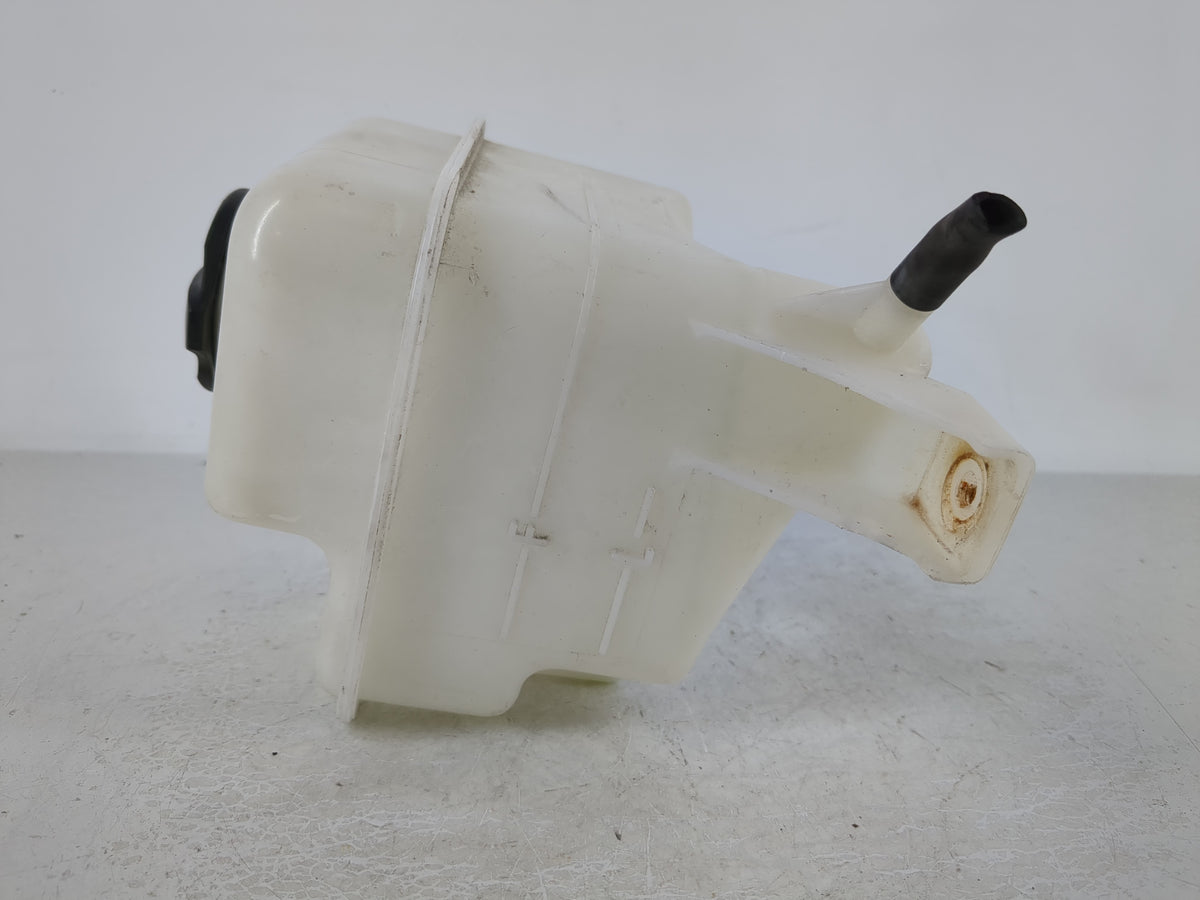 2011-2015 Hyundai Sonata Radiator Coolant Overflow Expansion Tank Bottle 863859 - Oemusedautoparts1.com