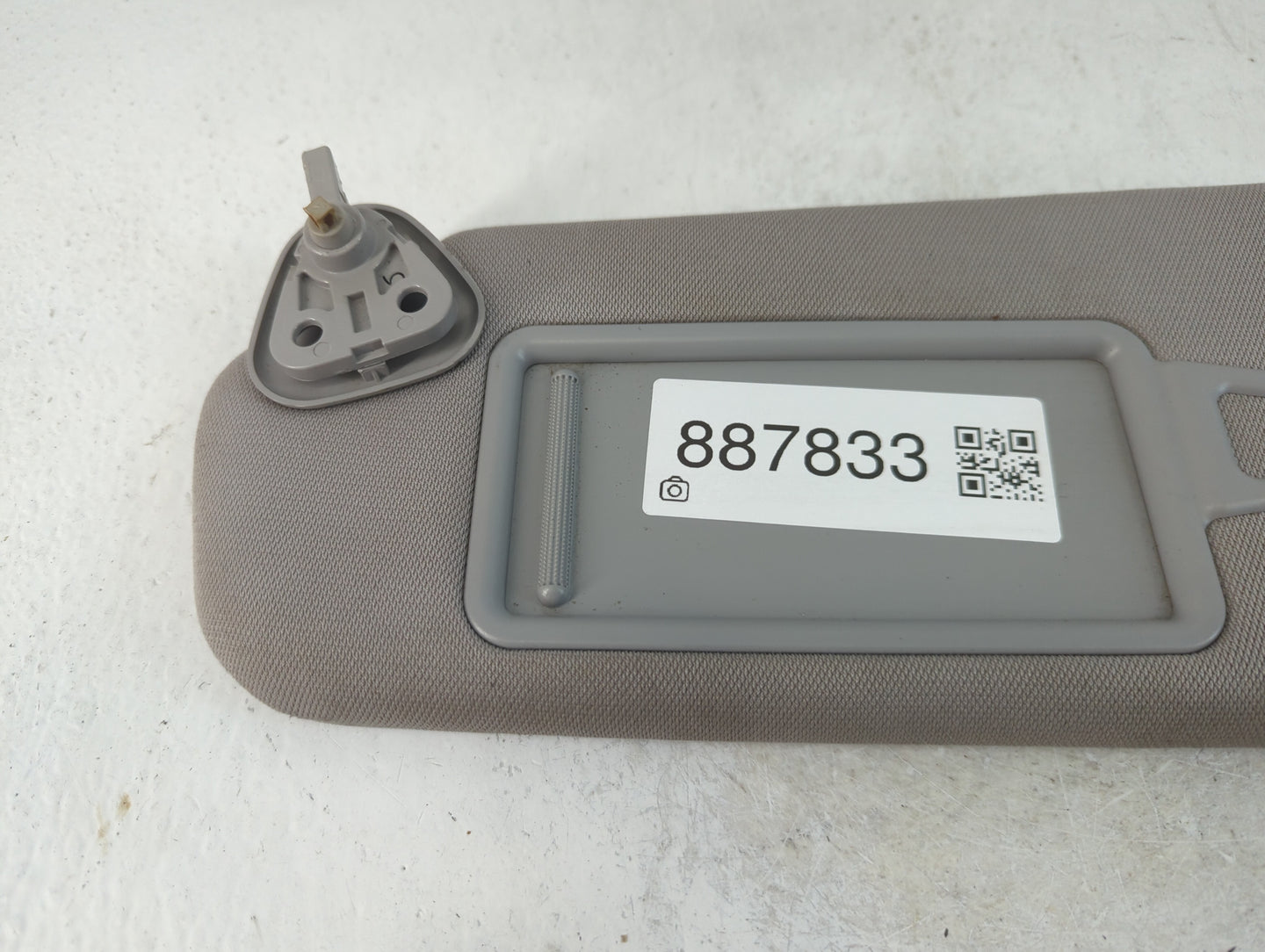 2011-2015 Hyundai Sonata Sun Visor Shade Replacement Driver Left Mirror Fits Fits 2011 2012 2013 2014 2015 OEM Used Auto Par