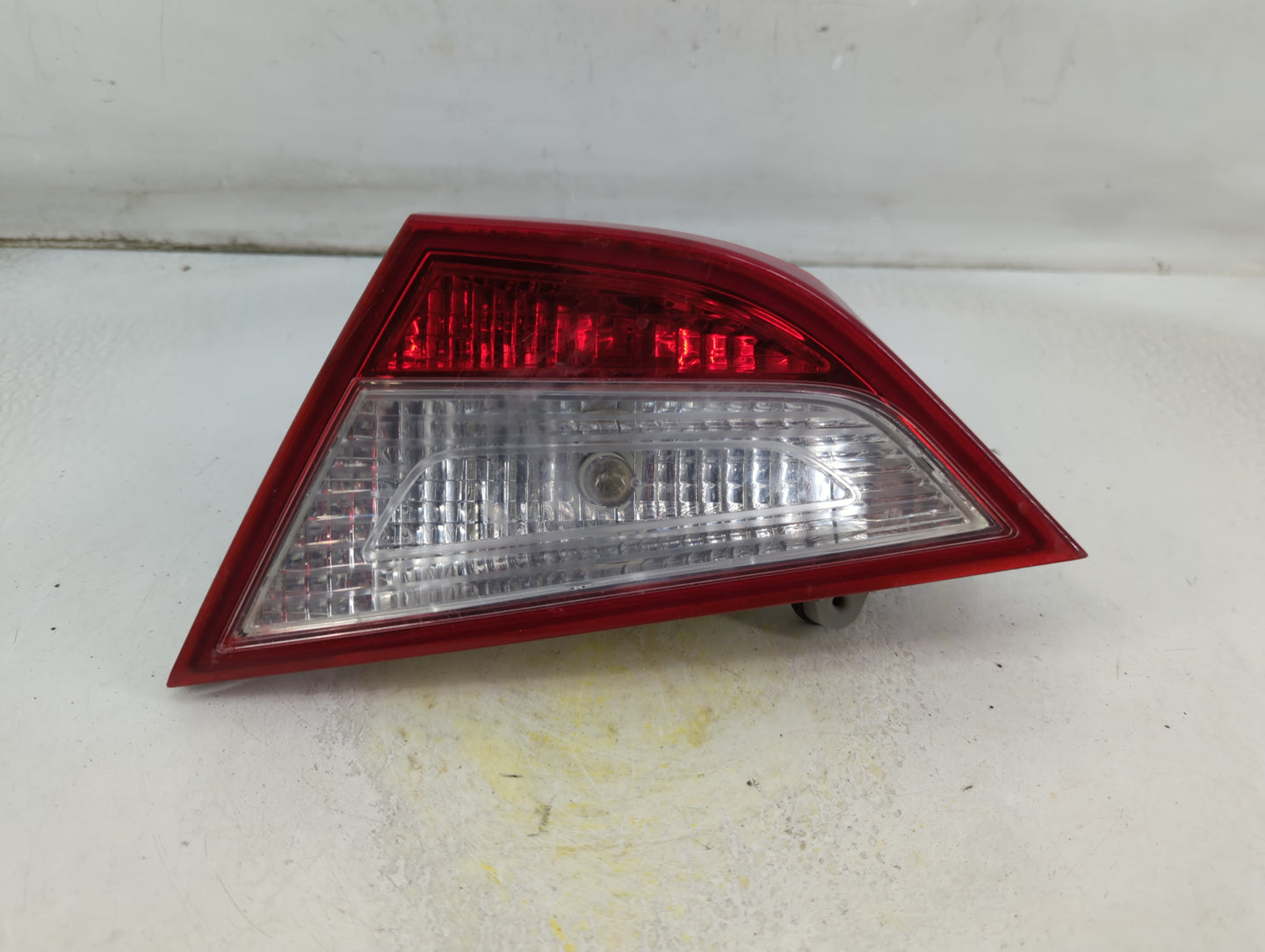 2011-2014 Hyundai Sonata Tail Light Assembly Passenger Right OEM P/N:404-3Q Fits Fits 2011 2012 2013 2014 OEM Used Auto Part
