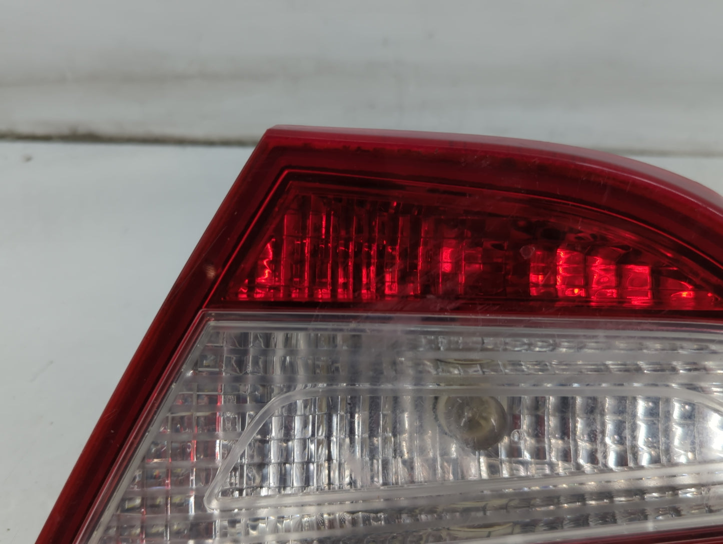 2011-2014 Hyundai Sonata Tail Light Assembly Passenger Right OEM P/N:404-3Q Fits Fits 2011 2012 2013 2014 OEM Used Auto Part