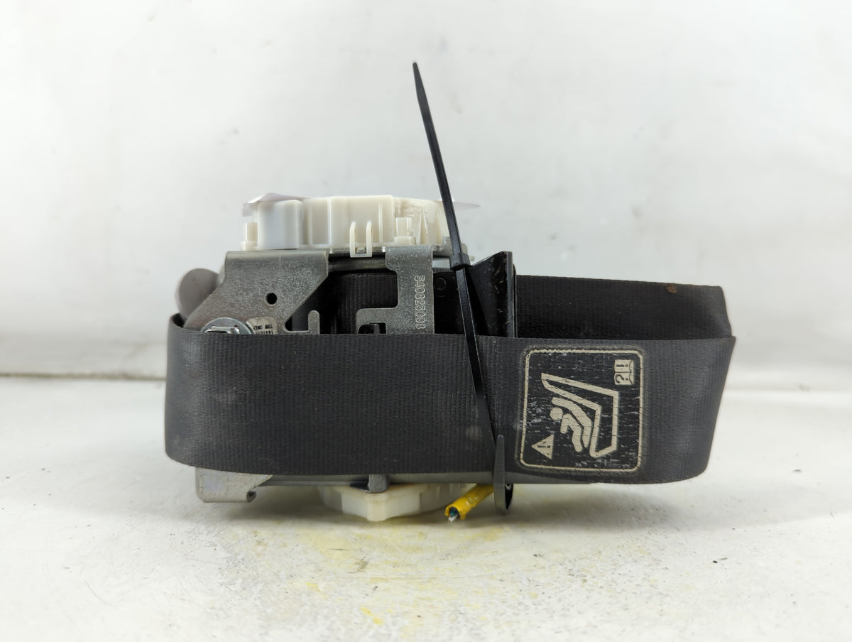 2011-2015 Hyundai Sonata Passenger Front Seatbelt Buckle 887863 - Oemusedautoparts1.com