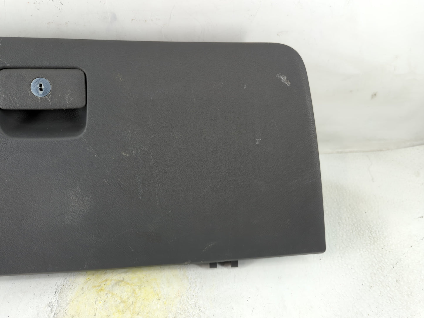 2011 Hyundai Sonata Passenger Glove Box Door Storage Compartment 887879 - Oemusedautoparts1.com
