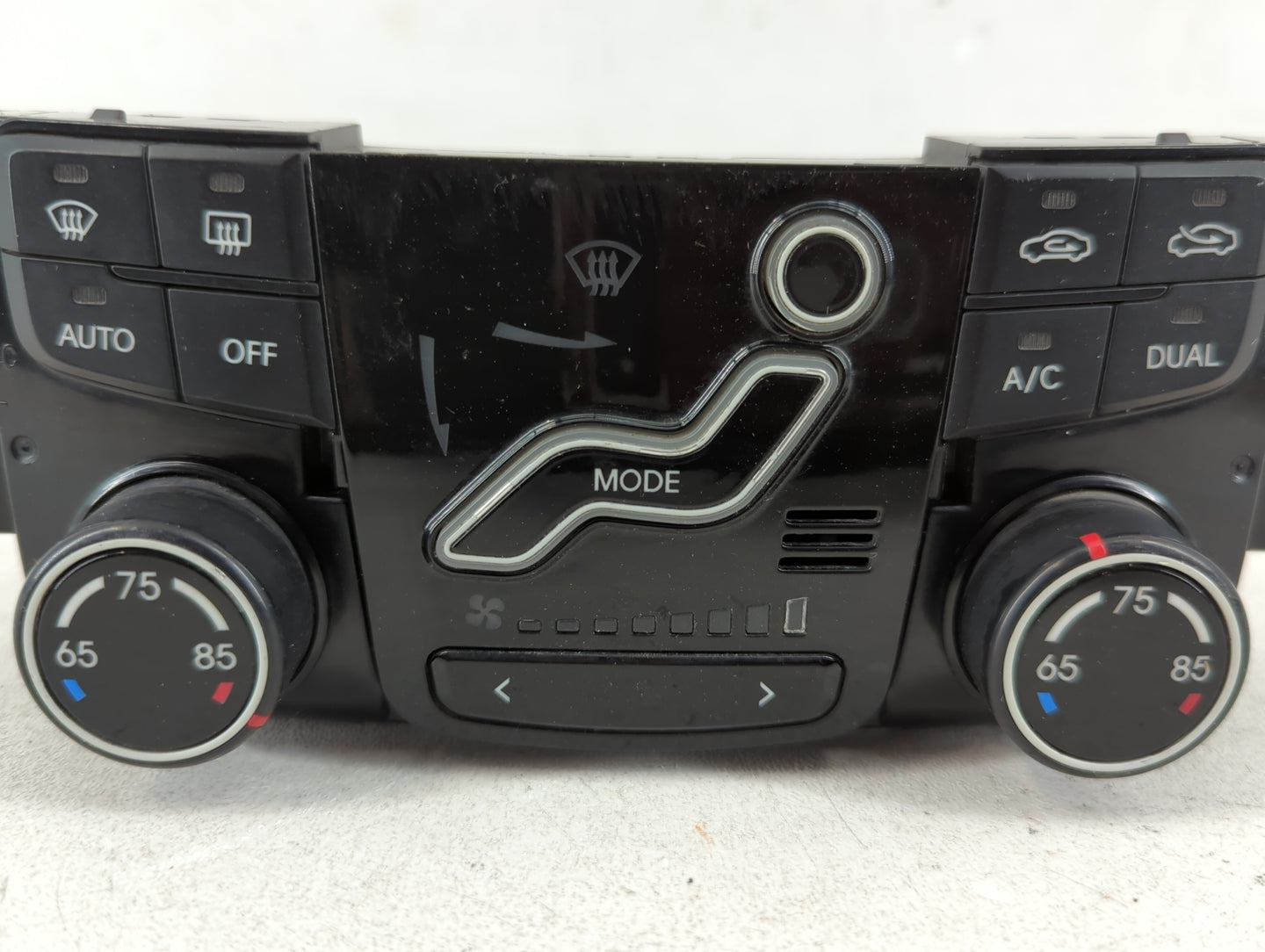 2011 Hyundai Sonata Climate Control Module Temperature AC/Heater Replacement P/N:97250-3SXXX Fits OEM Used Auto Parts - Oemu