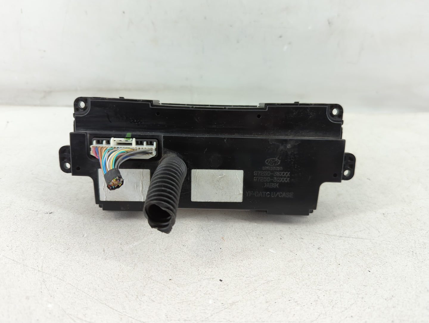 2011 Hyundai Sonata Climate Control Module Temperature AC/Heater Replacement P/N:97250-3SXXX Fits OEM Used Auto Parts - Oemu