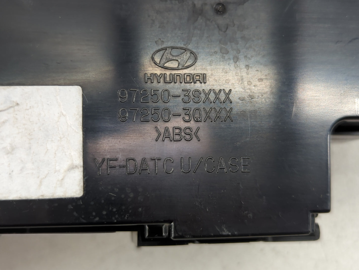 2011 Hyundai Sonata Climate Control Module Temperature AC/Heater Replacement P/N:97250-3SXXX Fits OEM Used Auto Parts - Oemu
