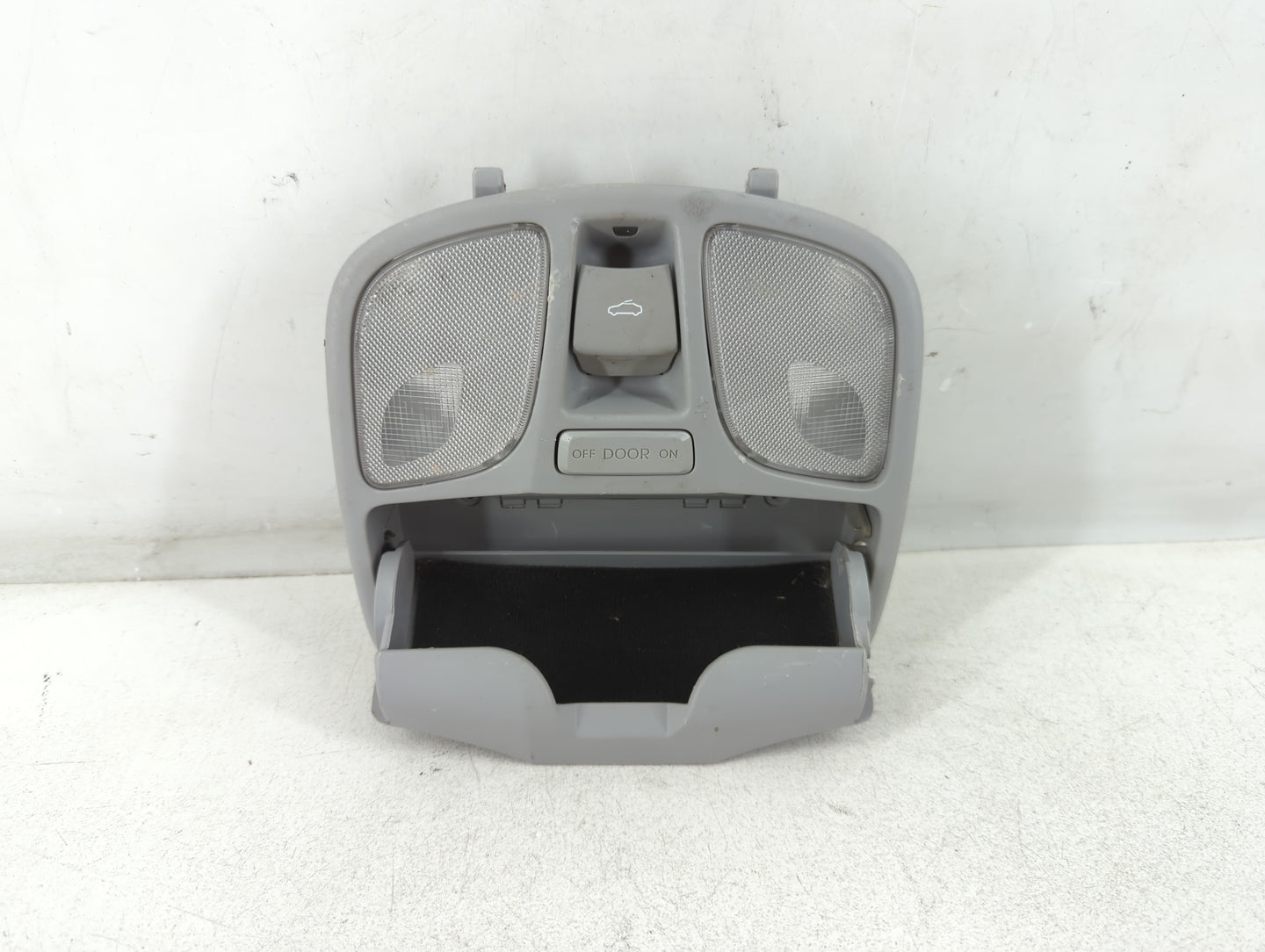 2011 Hyundai Sonata Overhead Roof Console Interior Dome Light - Oemusedautoparts1.com