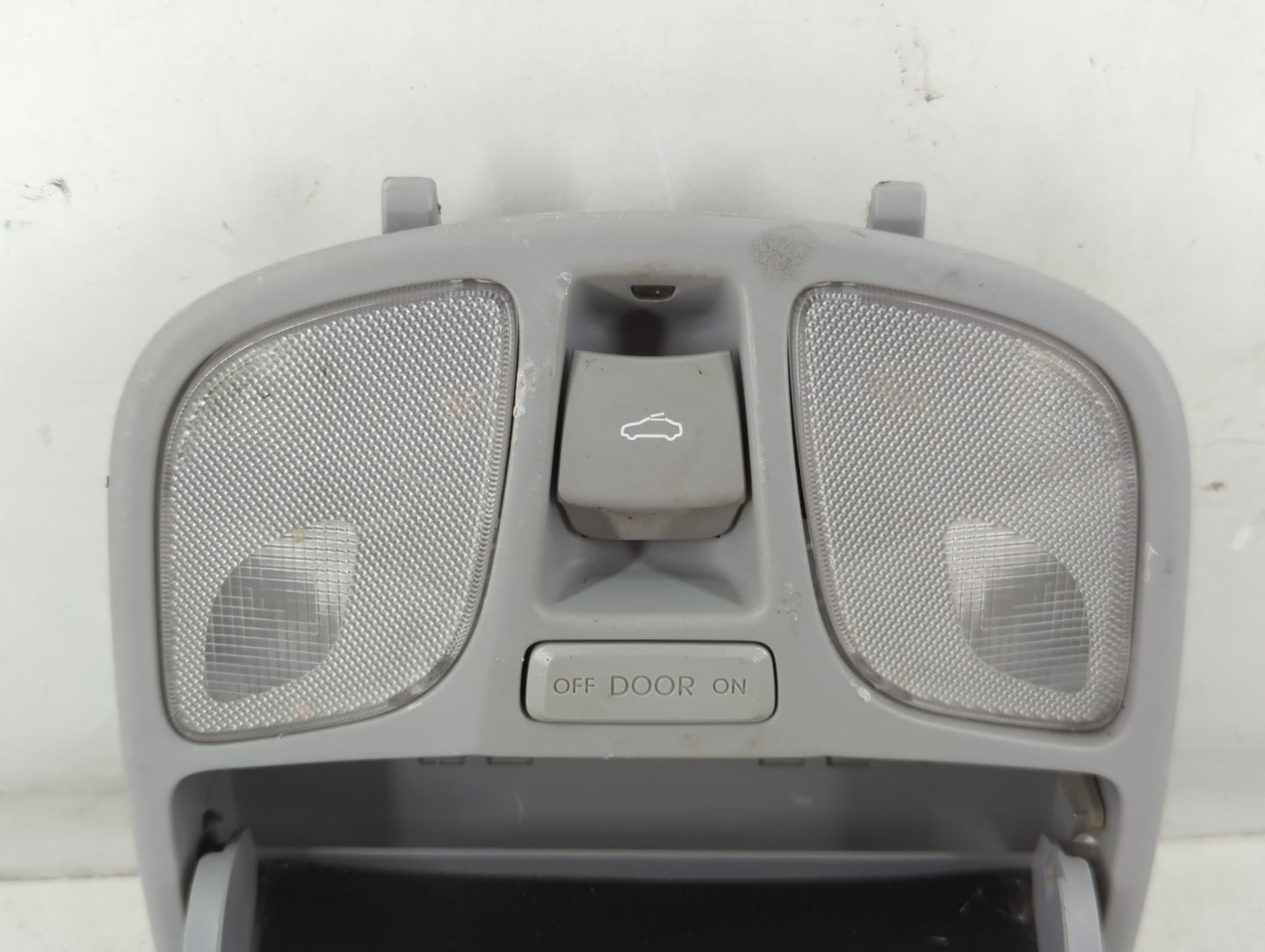 2011 Hyundai Sonata Overhead Roof Console Interior Dome Light - Oemusedautoparts1.com