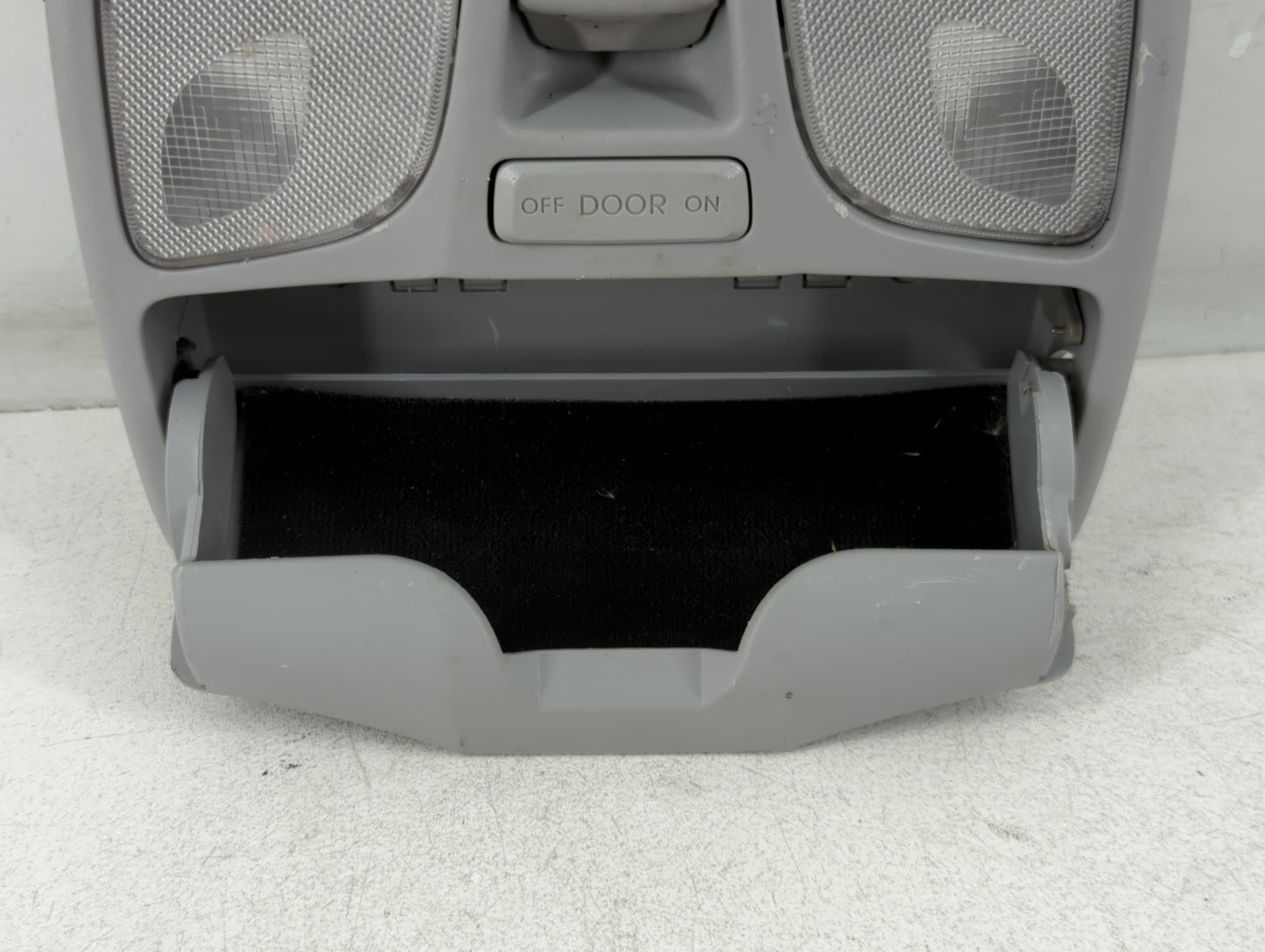 2011 Hyundai Sonata Overhead Roof Console Interior Dome Light - Oemusedautoparts1.com