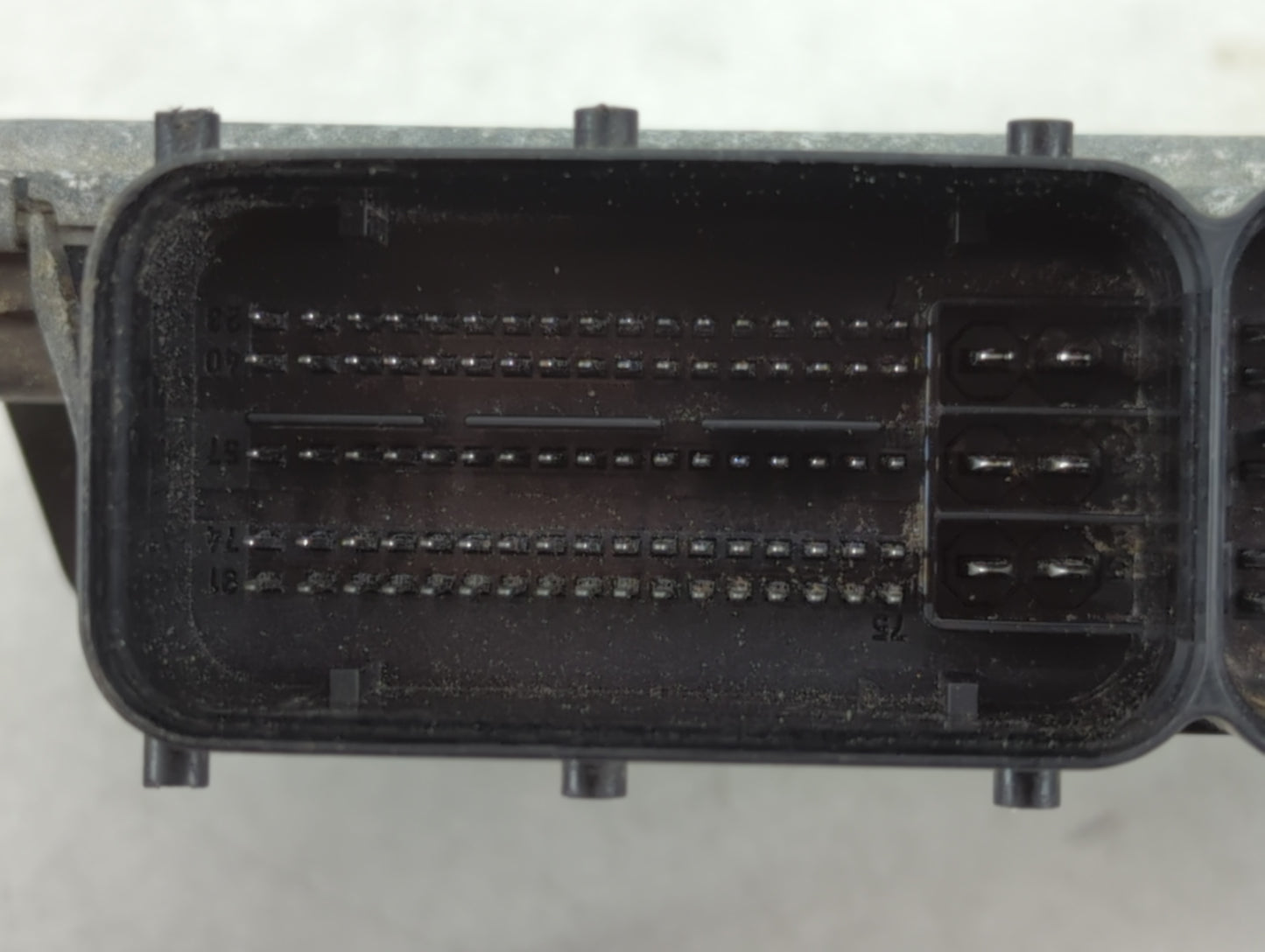 2011 Hyundai Sonata PCM Engine Control Computer ECU ECM PCU OEM Fits OEM Used Auto Parts - Oemusedautoparts1.com
