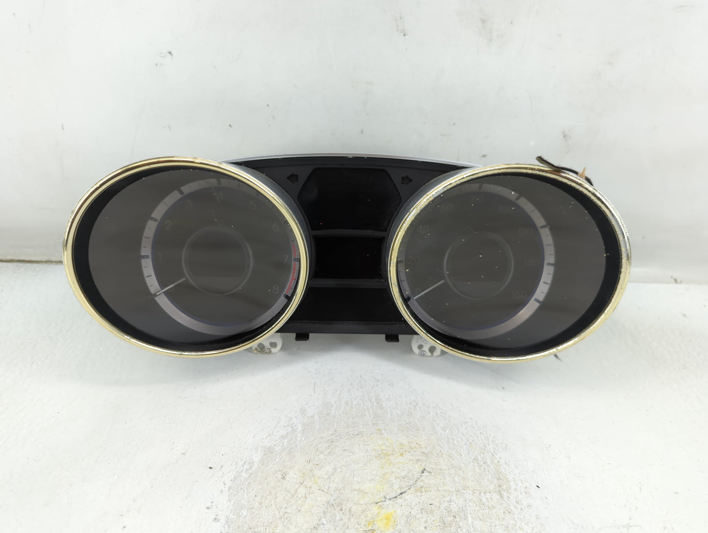 2011-2013 Hyundai Sonata Instrument Cluster Speedometer Gauges P/N:94001-3Q011 Fits Fits 2011 2012 2013 OEM Used Auto Parts 