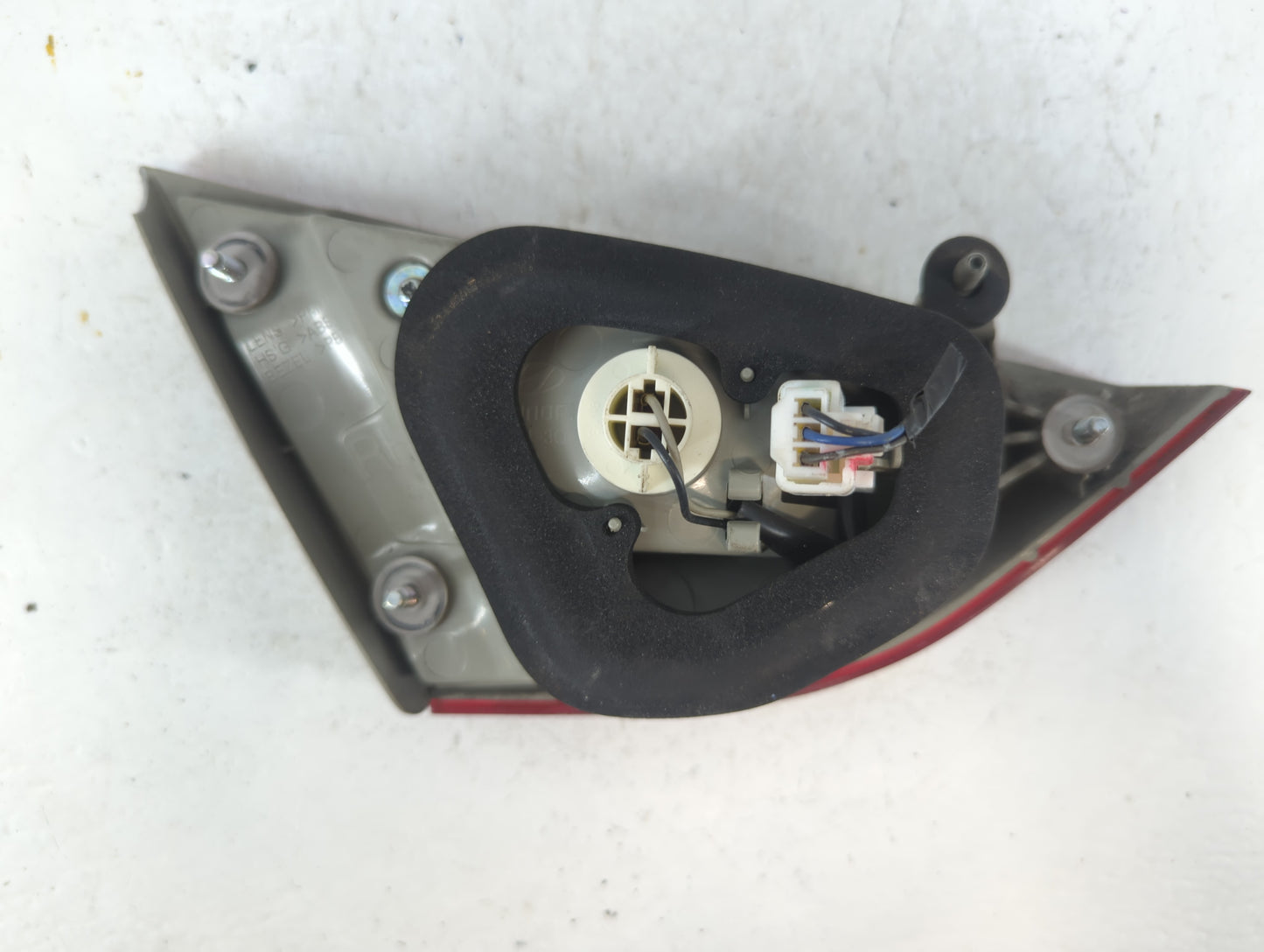 2011-2014 Hyundai Sonata Tail Light Assembly Passenger Right OEM P/N:92404-3C Fits Fits 2011 2012 2013 2014 OEM Used Auto Pa