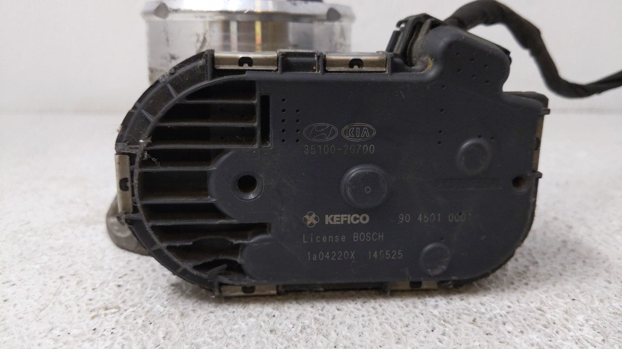 2011-2014 Hyundai Sonata Throttle Body P/N:35100-2G700 Fits Fits 2011 2012 2013 2014 2015 2016 OEM Used Auto Parts - Oemused