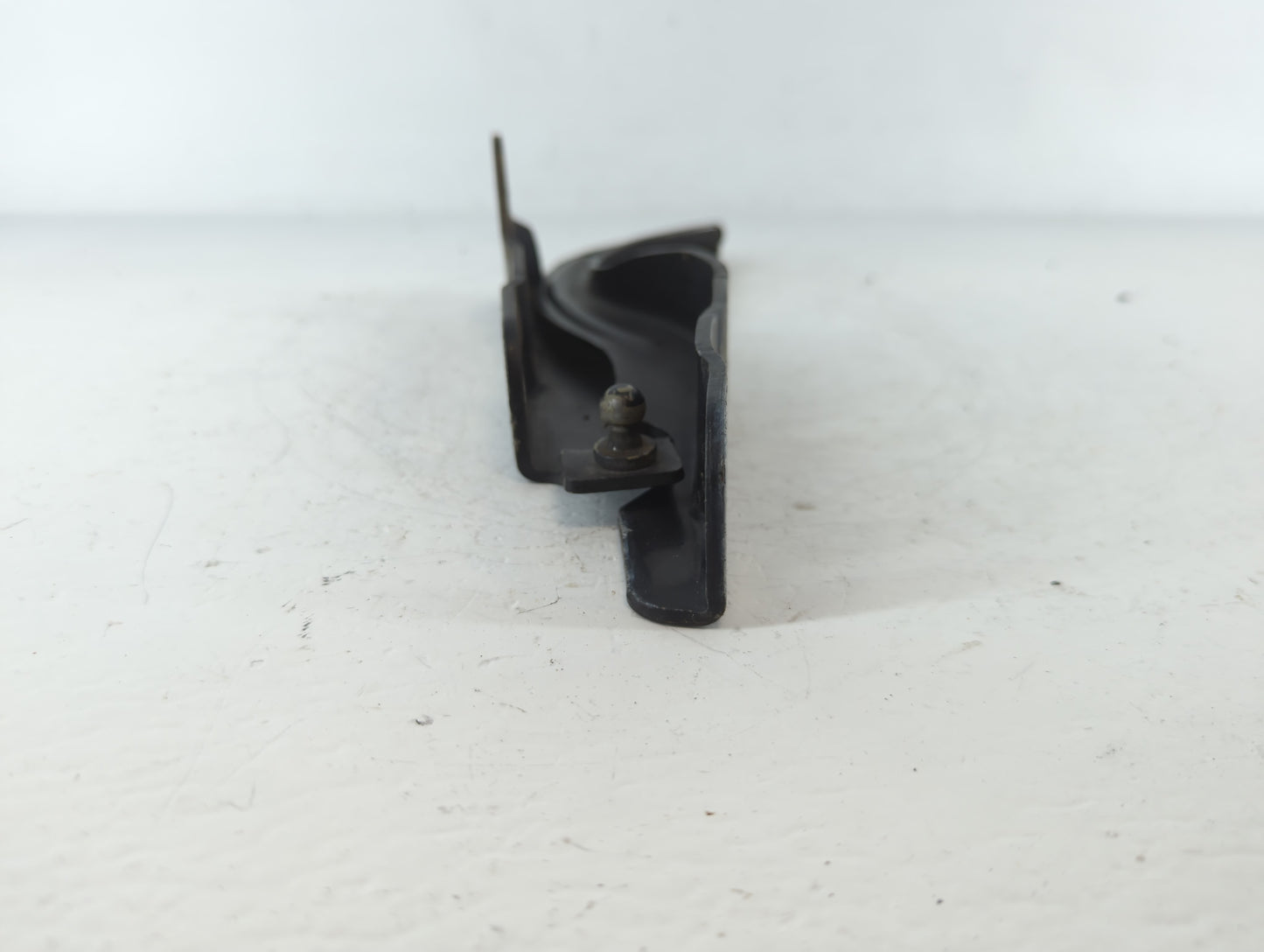 2011 Hyundai Sonata Driver Hood Hinge 946877 - Oemusedautoparts1.com