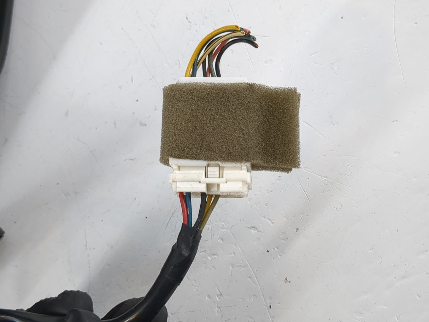 2011-2014 Hyundai Sonata Passenger Right Side View Manual Door Mirror - Oemusedautoparts1.com