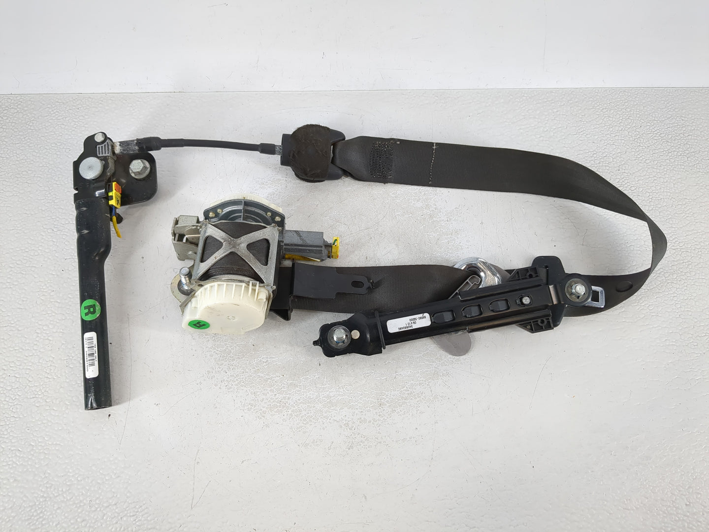 2011-2015 Hyundai Sonata Passenger Front Seatbelt Retractor - Oemusedautoparts1.com