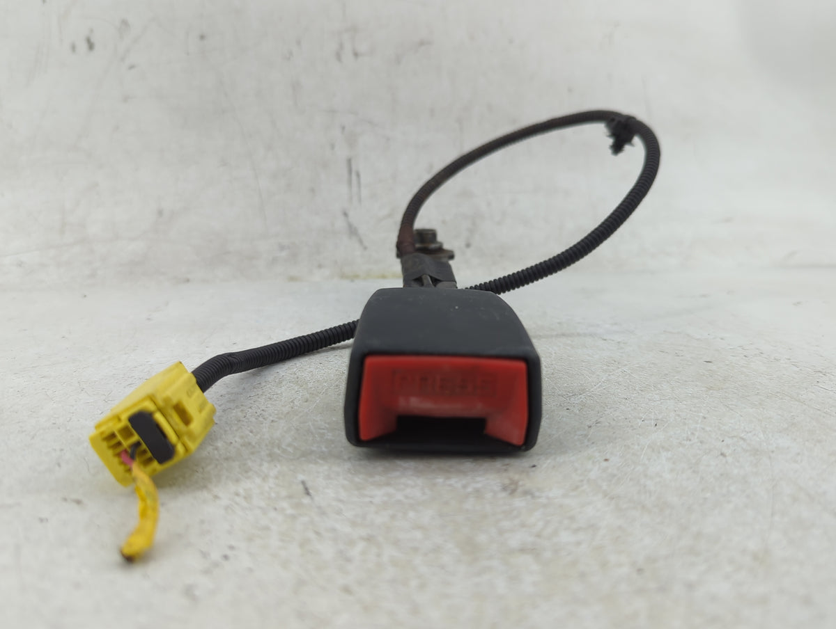 2011-2015 Hyundai Sonata Passenger Front Seatbelt Buckle 985254 - Oemusedautoparts1.com
