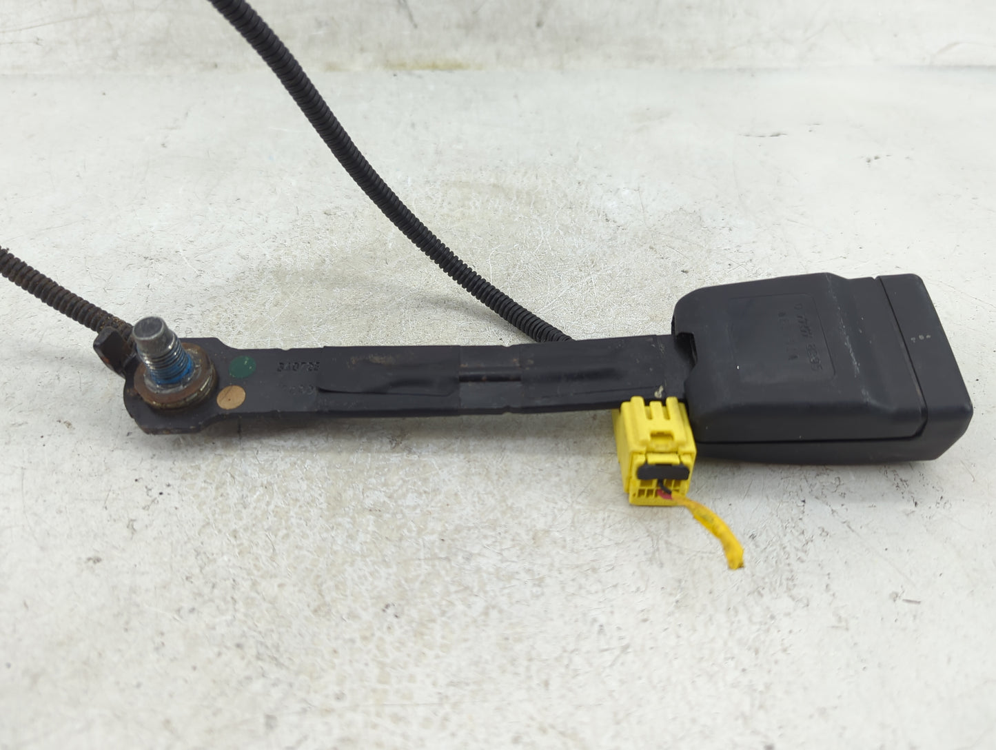 2011-2015 Hyundai Sonata Passenger Front Seatbelt Buckle 985254 - Oemusedautoparts1.com