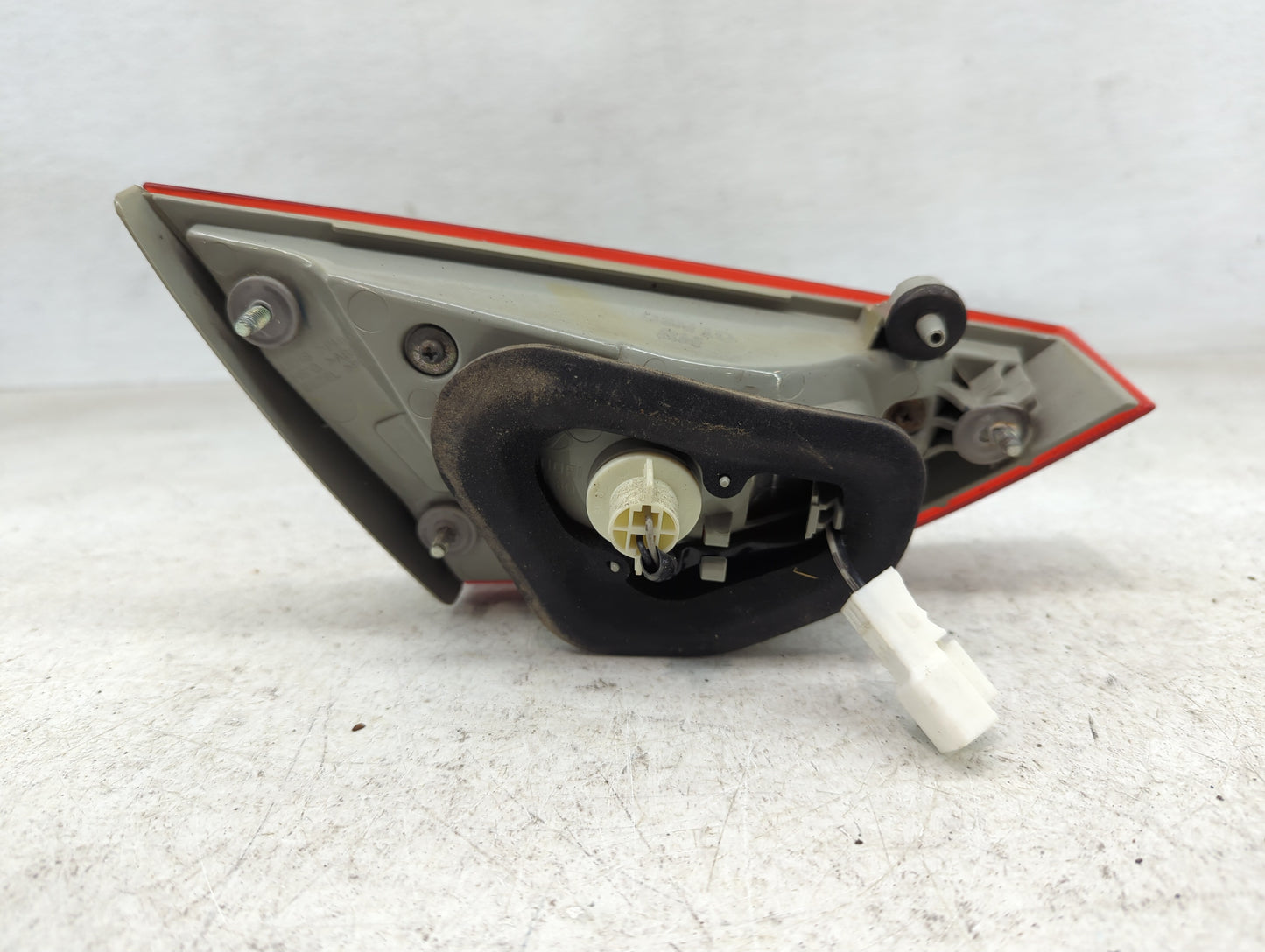 2011-2014 Hyundai Sonata Driver Left Side Deck Lid Mounted Tail Light - Oemusedautoparts1.com