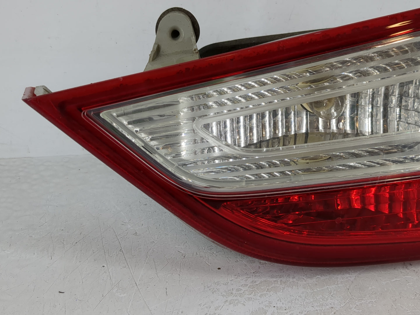 2011-2014 Hyundai Sonata Driver Left Side Deck Lid Mounted Tail Light 992751 - Oemusedautoparts1.com