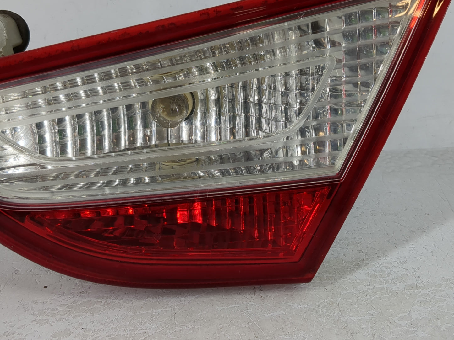 2011-2014 Hyundai Sonata Driver Left Side Deck Lid Mounted Tail Light 992751 - Oemusedautoparts1.com