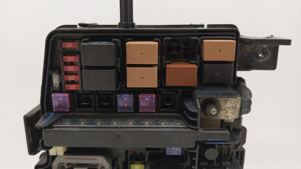 2011 Hyundai Sonata Fusebox Fuse Box Panel Relay Module P/N:91750-3Q070 Fits Fits 2012 2013 2014 OEM Used Auto Parts - Oemus