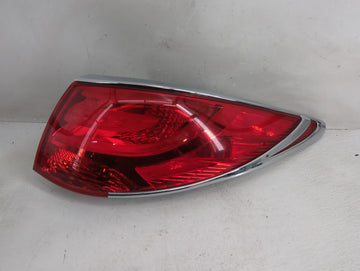 2010-2015 Hyundai Tucson Tail Light Assembly Passenger Right OEM P/N:992402-2S0 Fits Fits 2010 2011 2012 2013 2014 2015 OEM 